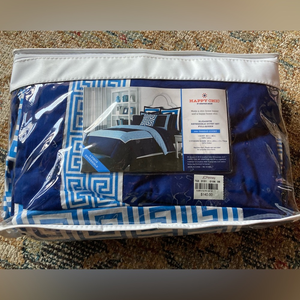 New in Pkg Happy Chic Full/Queen Reversible Duvet Cover W/ Shams